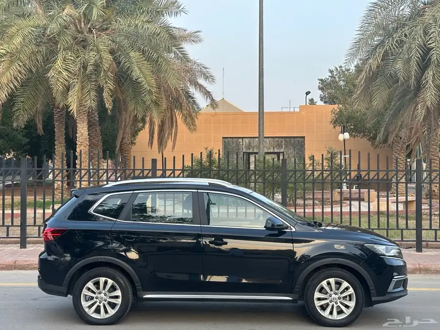 ام جي RX5 MG موديل 2022 سعودي تماتيك 3