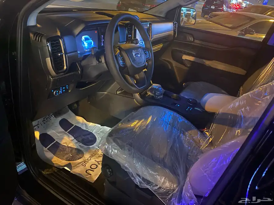 فورد ايفرست 2025 10