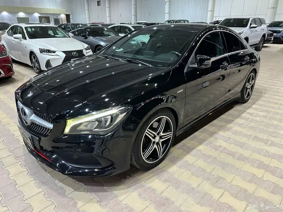 مرسيدس CLA250 موديل 2017 فل كامل نظيف 1