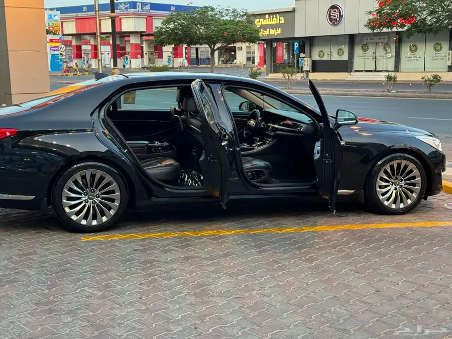 جينسس G90 2018 رويال فل كامل V8 البدي كامل وكالة 20