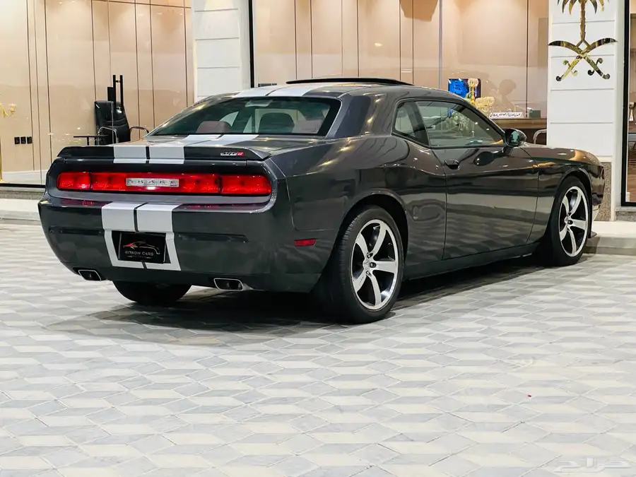 دودج تشالنجر 2013 SRT 6 4 سعودى بحاله ممتازه 5