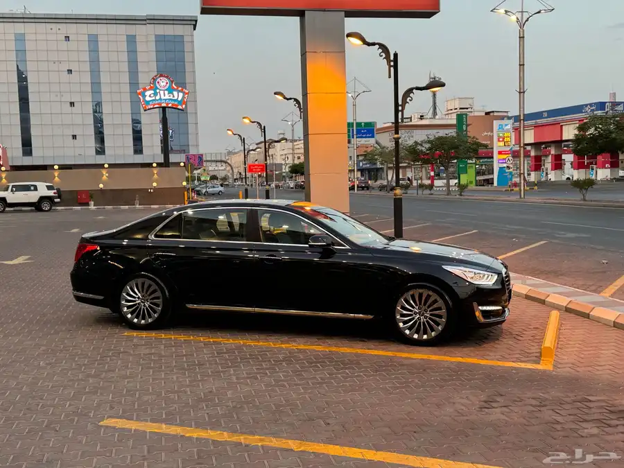 جينسس G90 2018 رويال فل كامل V8 البدي كامل وكالة 11