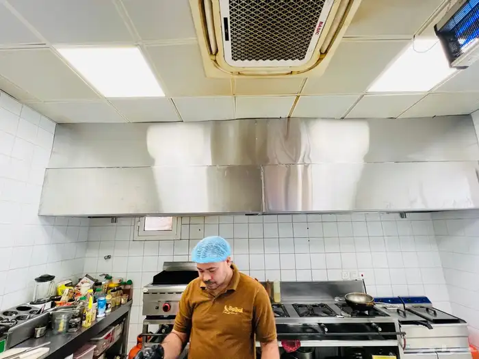 شفاط مطابخ Duct. and hood 4