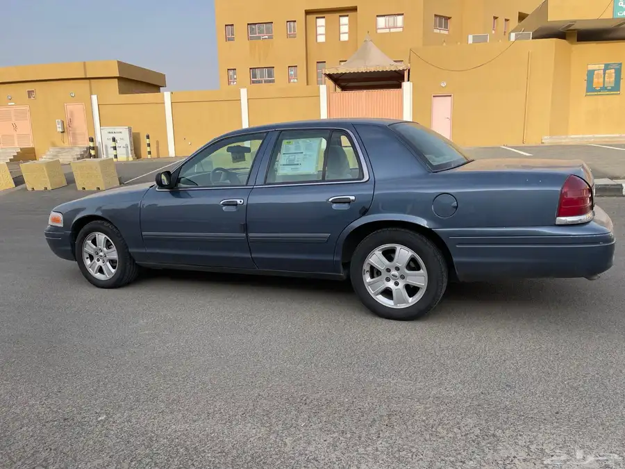 فورد فكتوريا 2011 سعودي 8