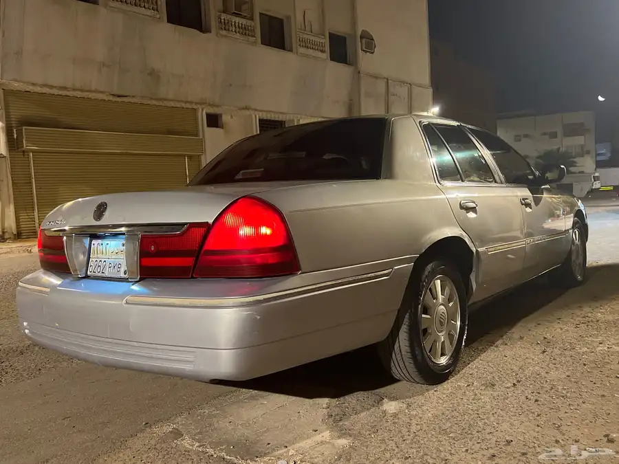 فورد جراند ماركيز 2003 15
