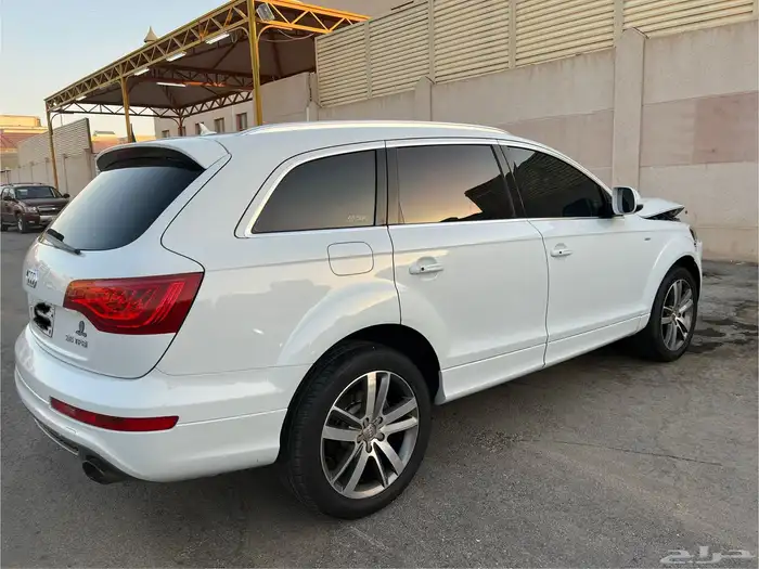 Audi Q7 (تم البيع (اودي مصدوم 7
