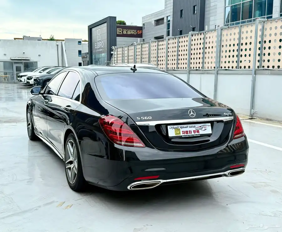مرسيدس S560 ملكي اعلى شي دبلوماسي 6 فصوص 1