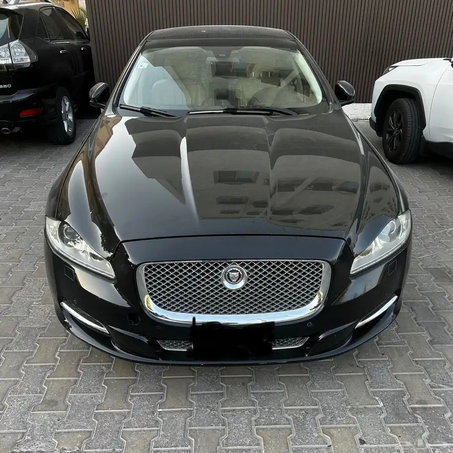 جاكوار xj L 2013 0