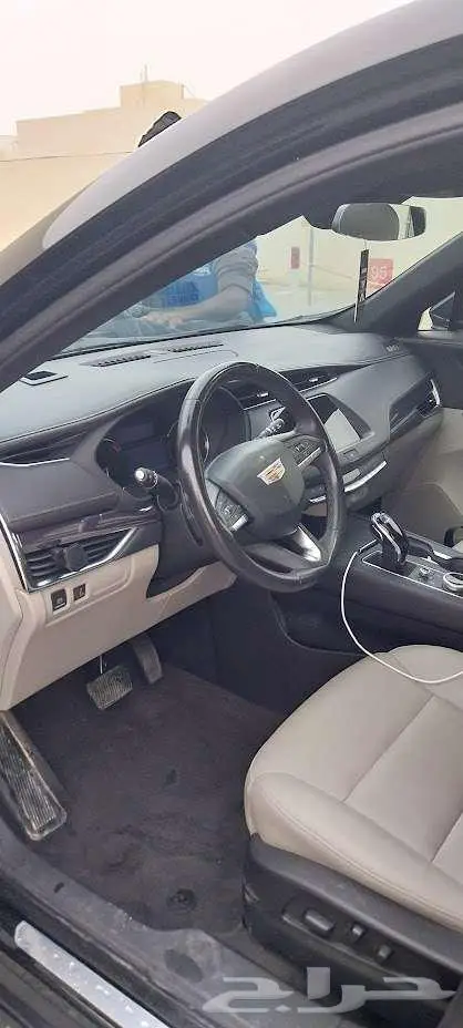 CADILLAC XT4 2