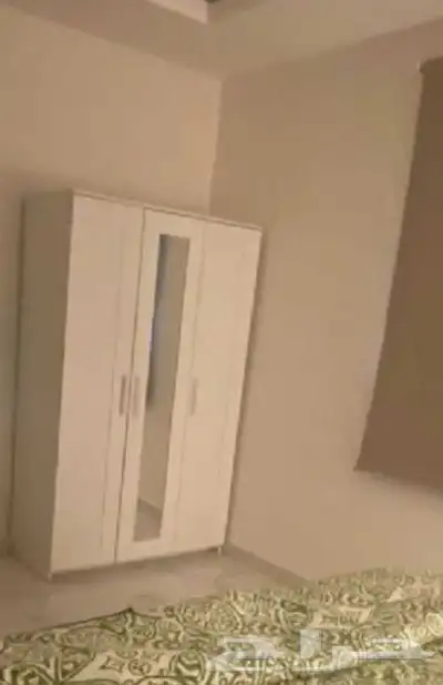 اثاث متفرق للبيع حي الملقا 5