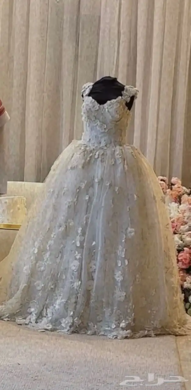 فساتين 0