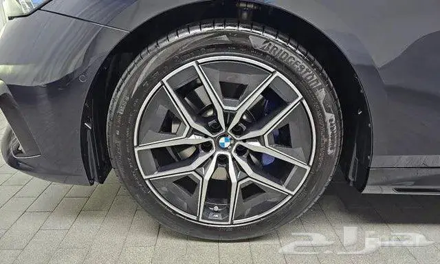 بي ام دبليو 520i موديل 2024 4