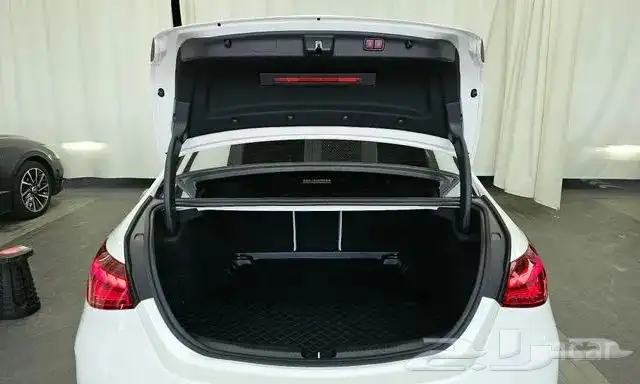 مرسيدس C300 2024 AMG LINE 19