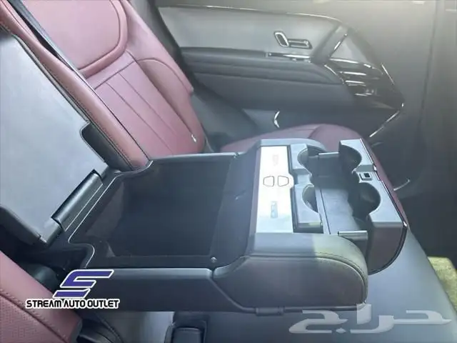 2025 Land Rover Range Rover Sport 7