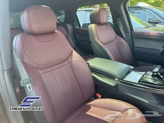 2025 Land Rover Range Rover Sport 4