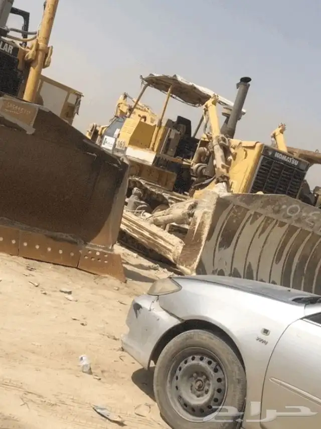 بلدوزرات كوماتسو D155 للإيجار 0