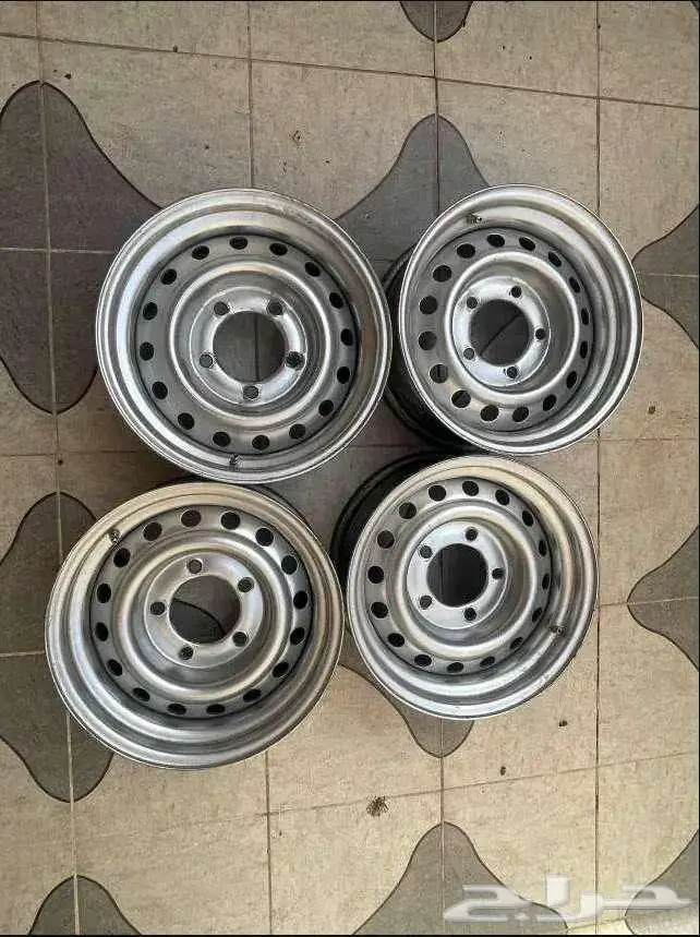 للبيع جنوط هلل لاند كروزر مقاس 16 0