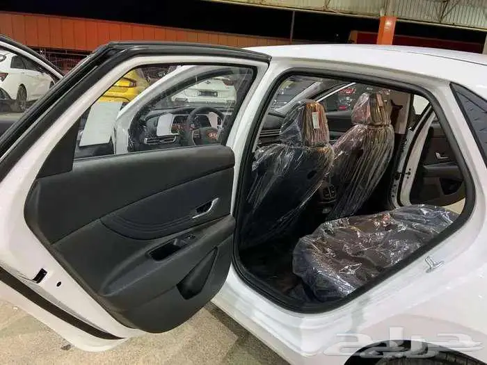 هونداي النترا 2025 بنزين كمفورت 1500Cc مستورد (اصفار). 23