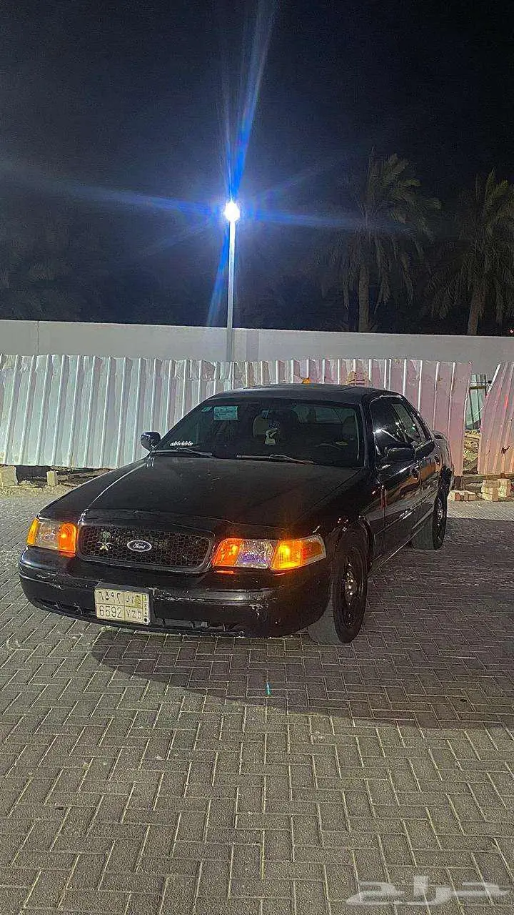 فورد فكتوريا 8