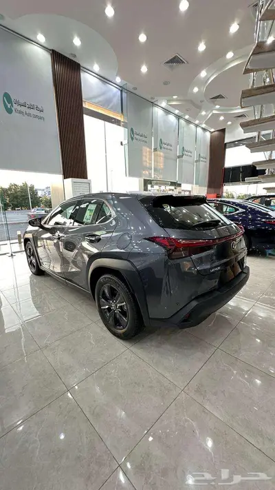 لكزس UX 300 هايبرد 2024 AH 4