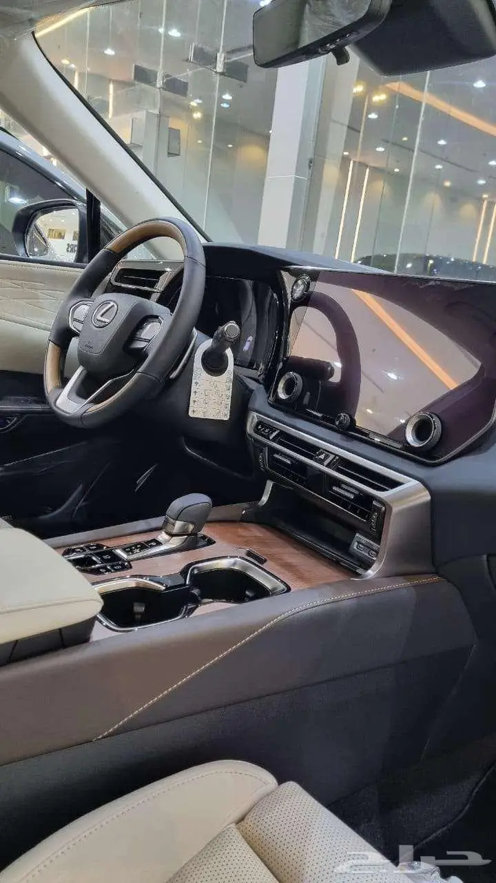 لكزس RX350 سعودى 2024 فل كامل 15