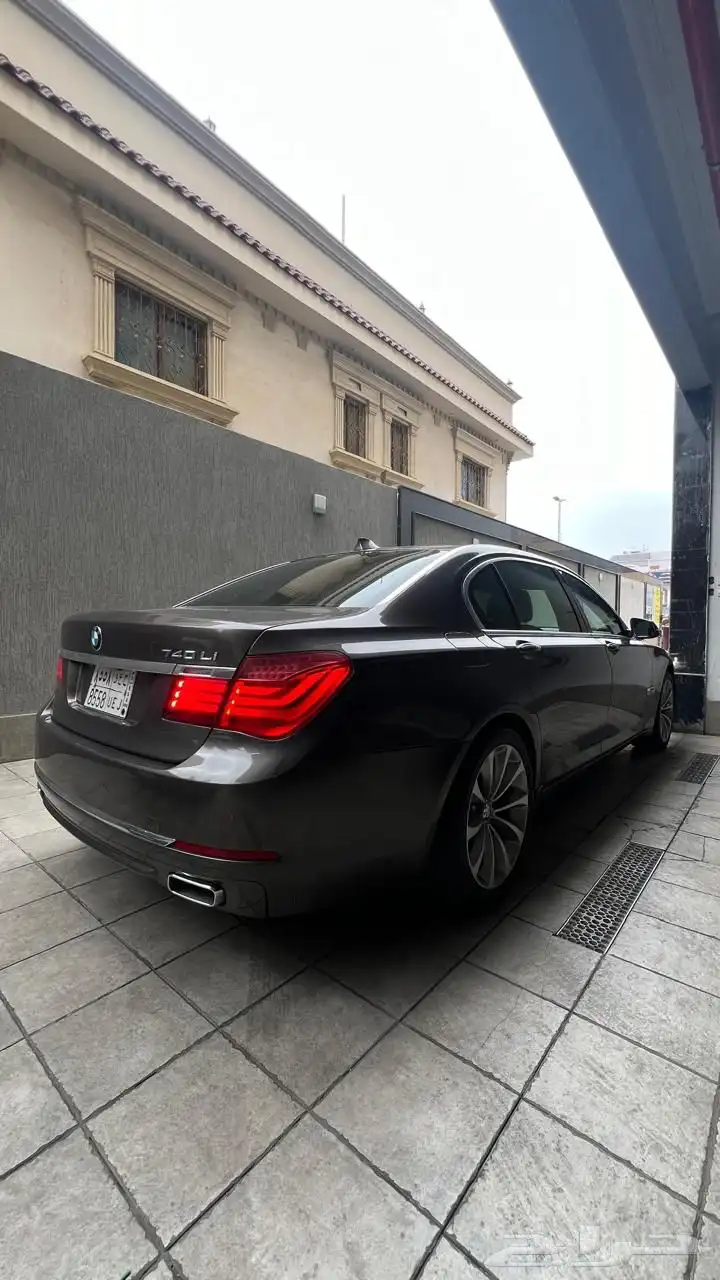 بي ام دبليو 740 موديل 2015 2