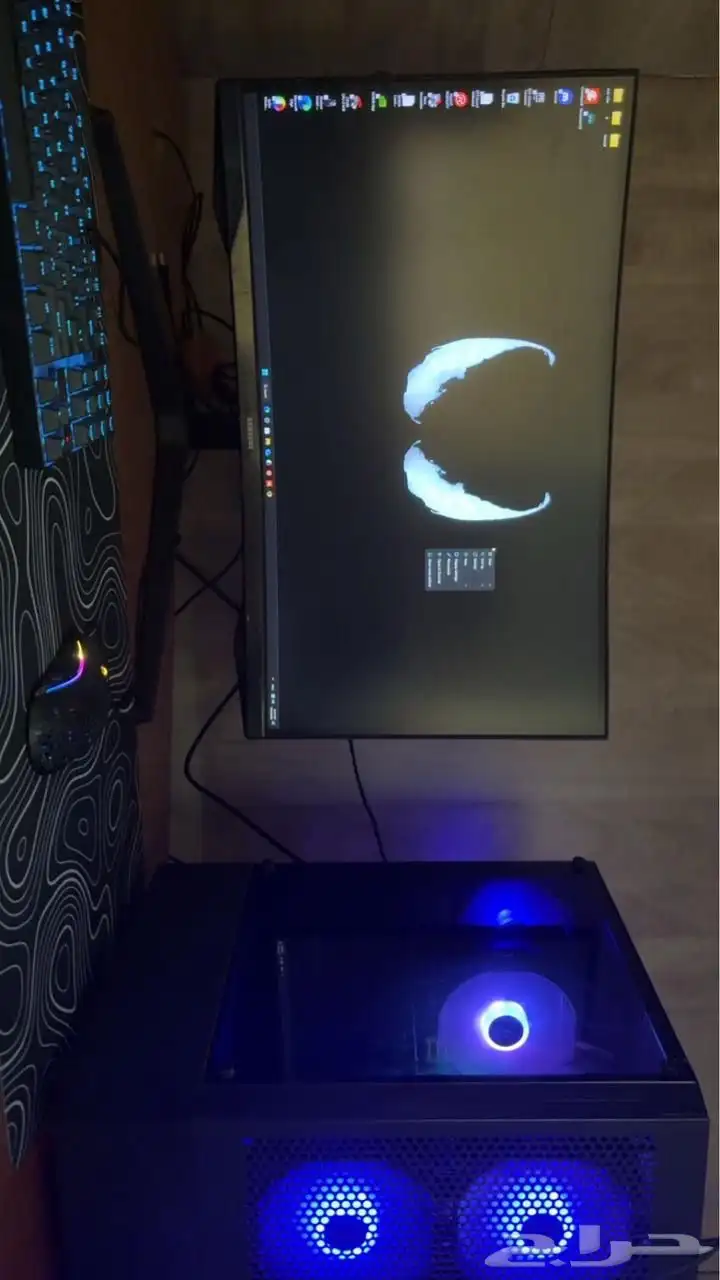 PC بي سي قيمنق 4060 شبه جديد 14