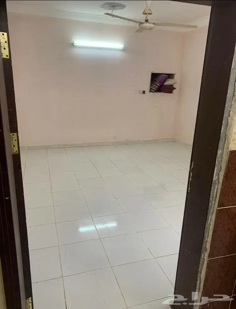 ادخل وشوف بدون اثاث 0