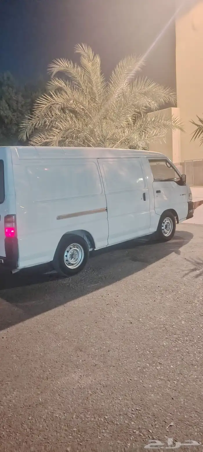باص ميستوبيشي 2