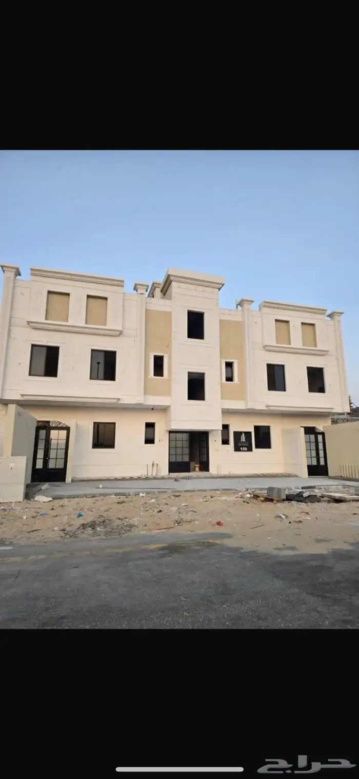 شقق فاخرة للبيع الخبر العزيزية 0