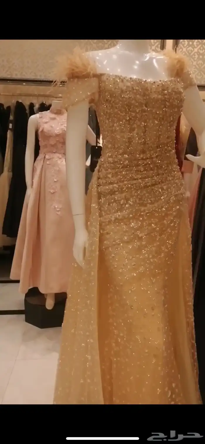 فستان سهرة أنيق جدا بحالة ممتازة   بسعر 300 ريال فقط 0