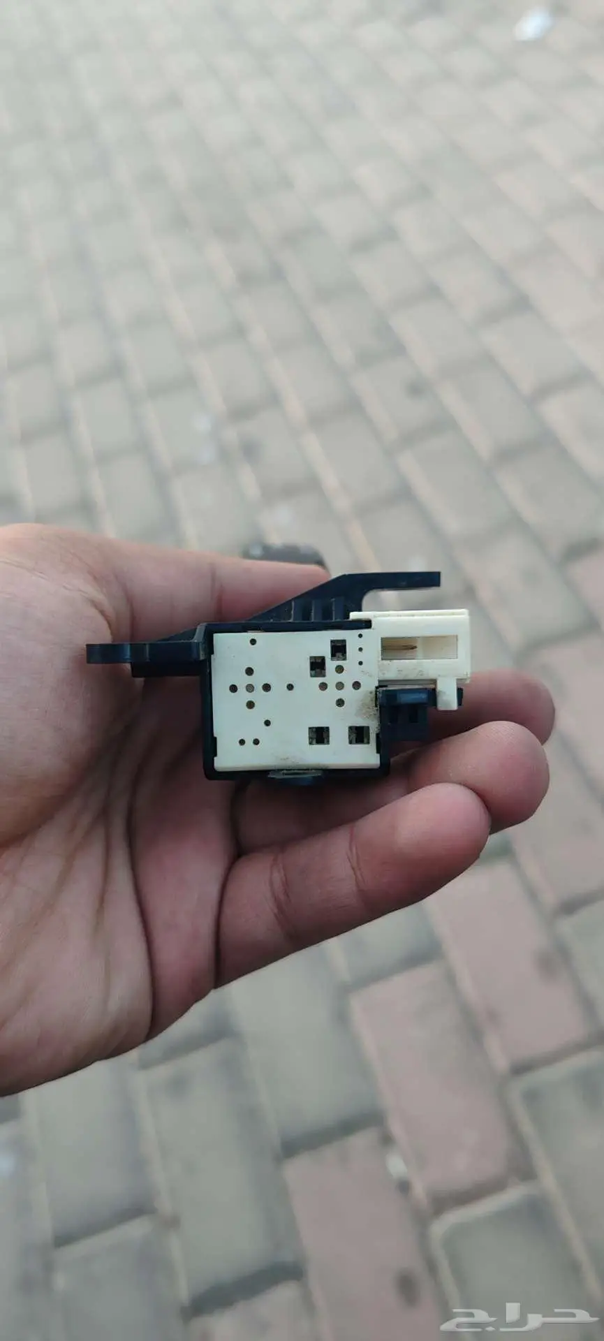 مثبت سرعه لجميع سيارات تويوتا للبيع اصلي وكاله ونضيف 2