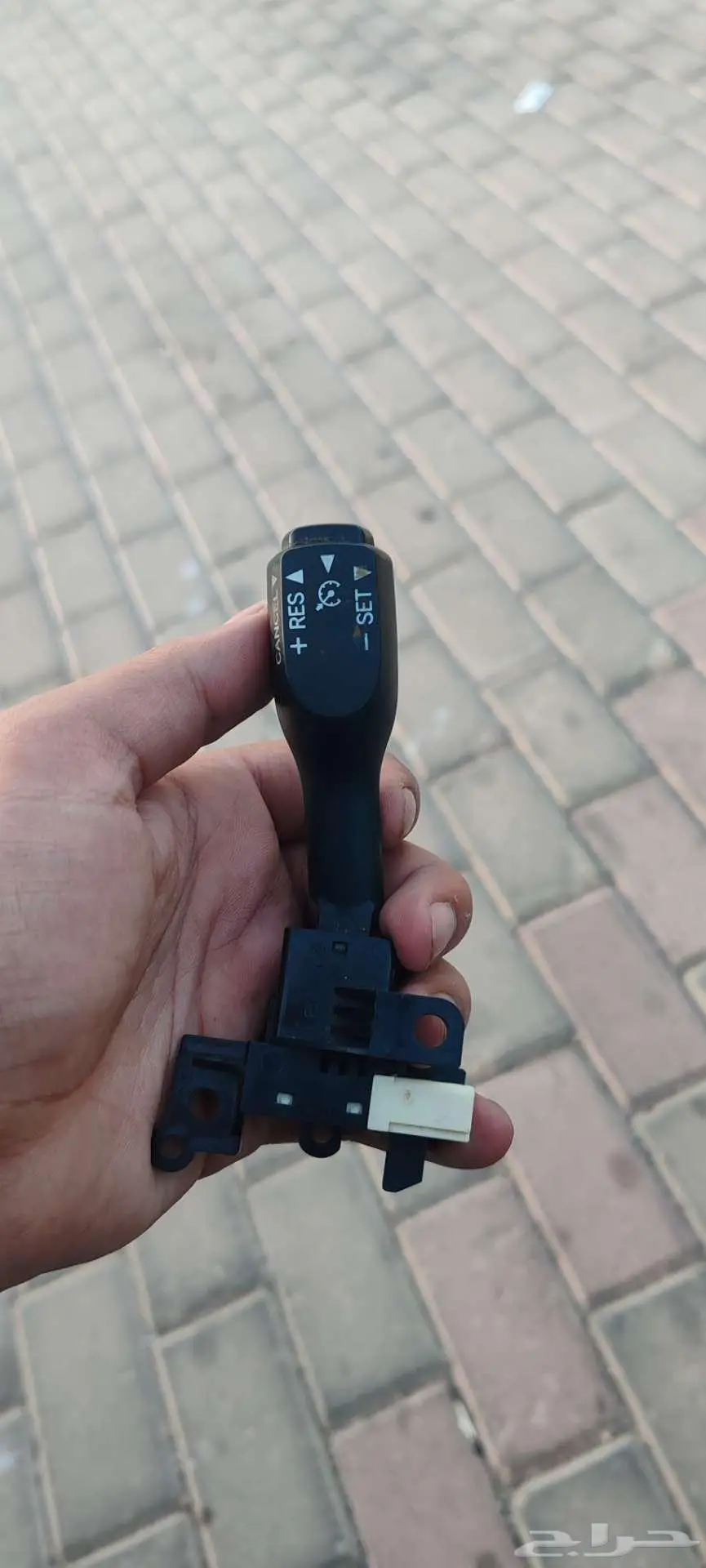 مثبت سرعه لجميع سيارات تويوتا للبيع اصلي وكاله ونضيف 0