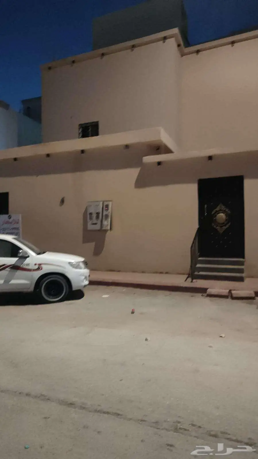 للإيجار دور أول (جديد) بحي الجنادريه 0