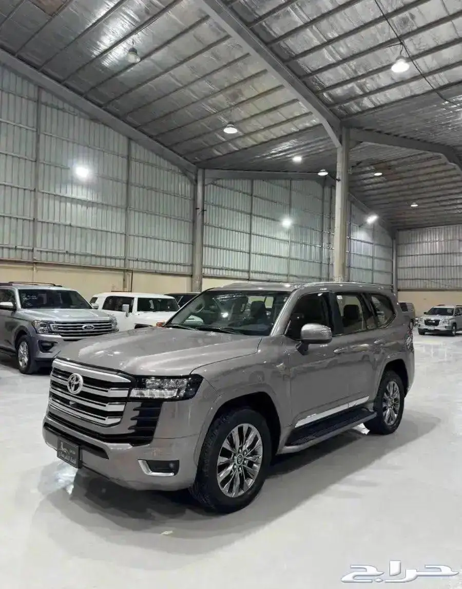 تويوتا جي اكس ار 2023 L3 ديزل 1