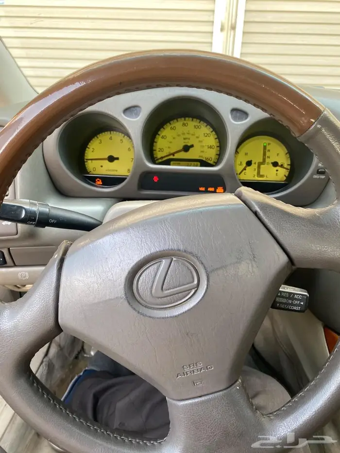 لكزس 2000 جي اس 4