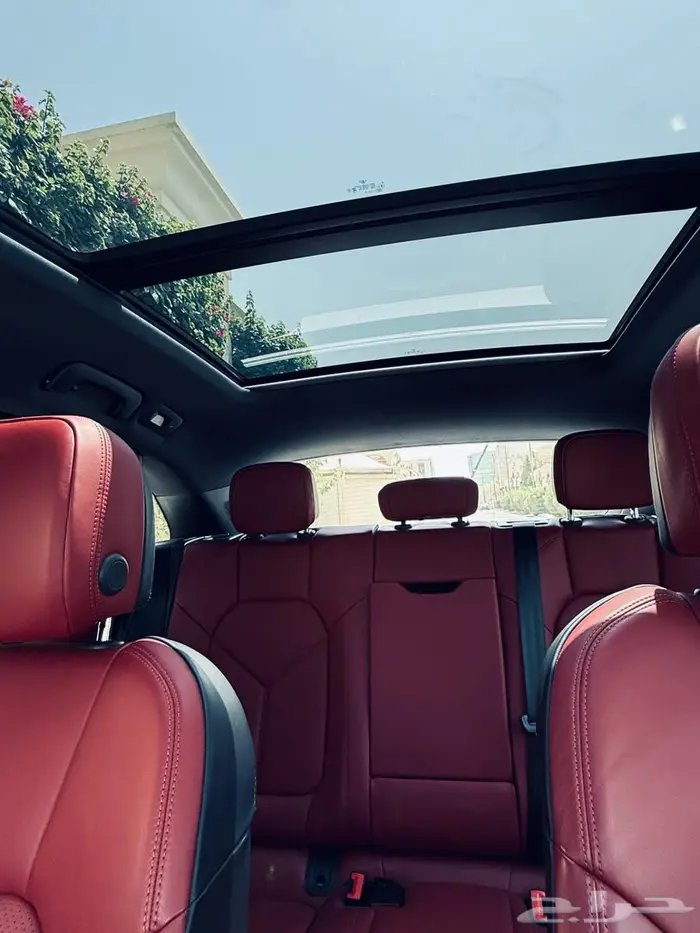 PORSCHE MACAN  S  2024 - بورش ماكان  اس  2024 12