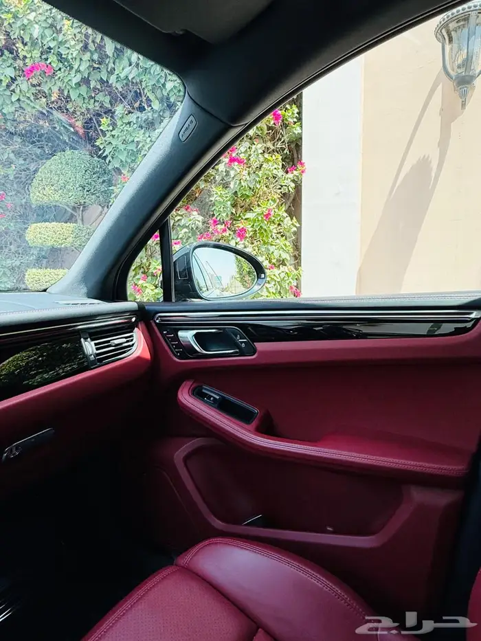PORSCHE MACAN  S  2024 - بورش ماكان  اس  2024 10