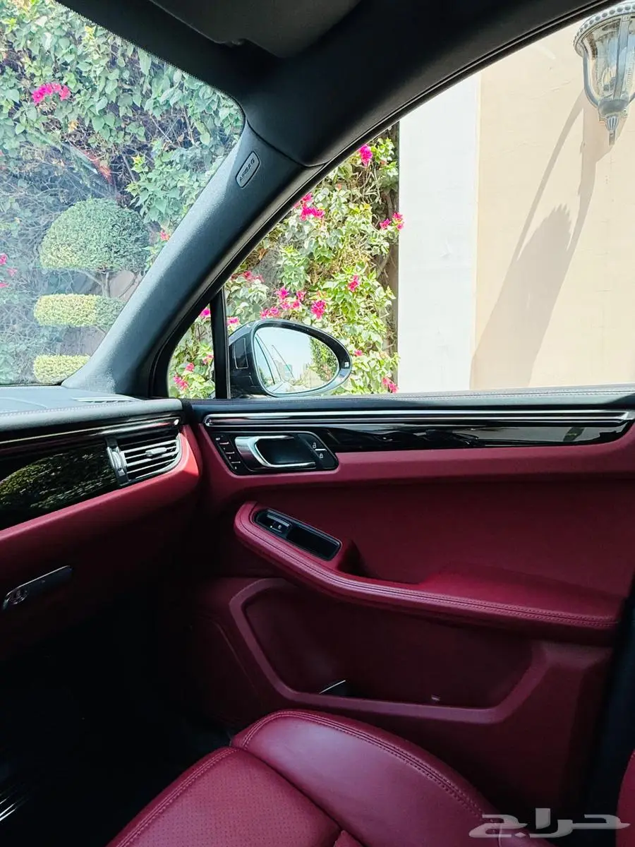 PORSCHE MACAN  S  2024 - بورش ماكان  اس  2024 10