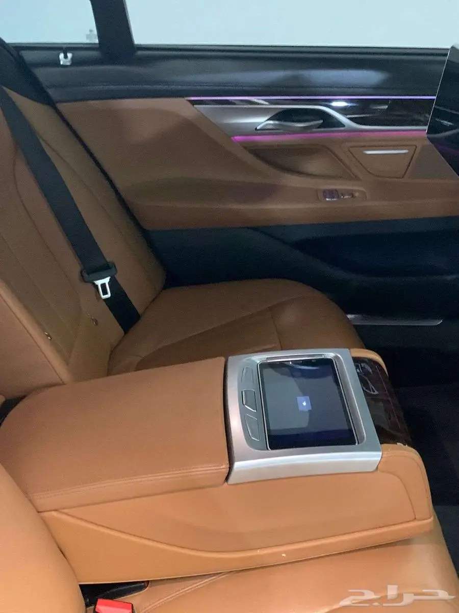 بي ام دبليو 2020 730LI 35