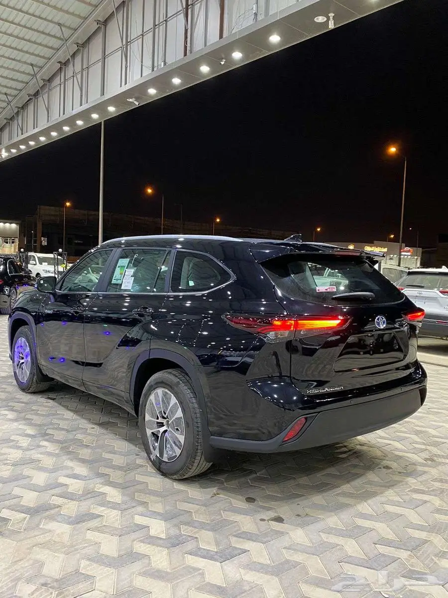 تويوتا هايلندر GLE 2024 هايبرد دبل أصفار 9