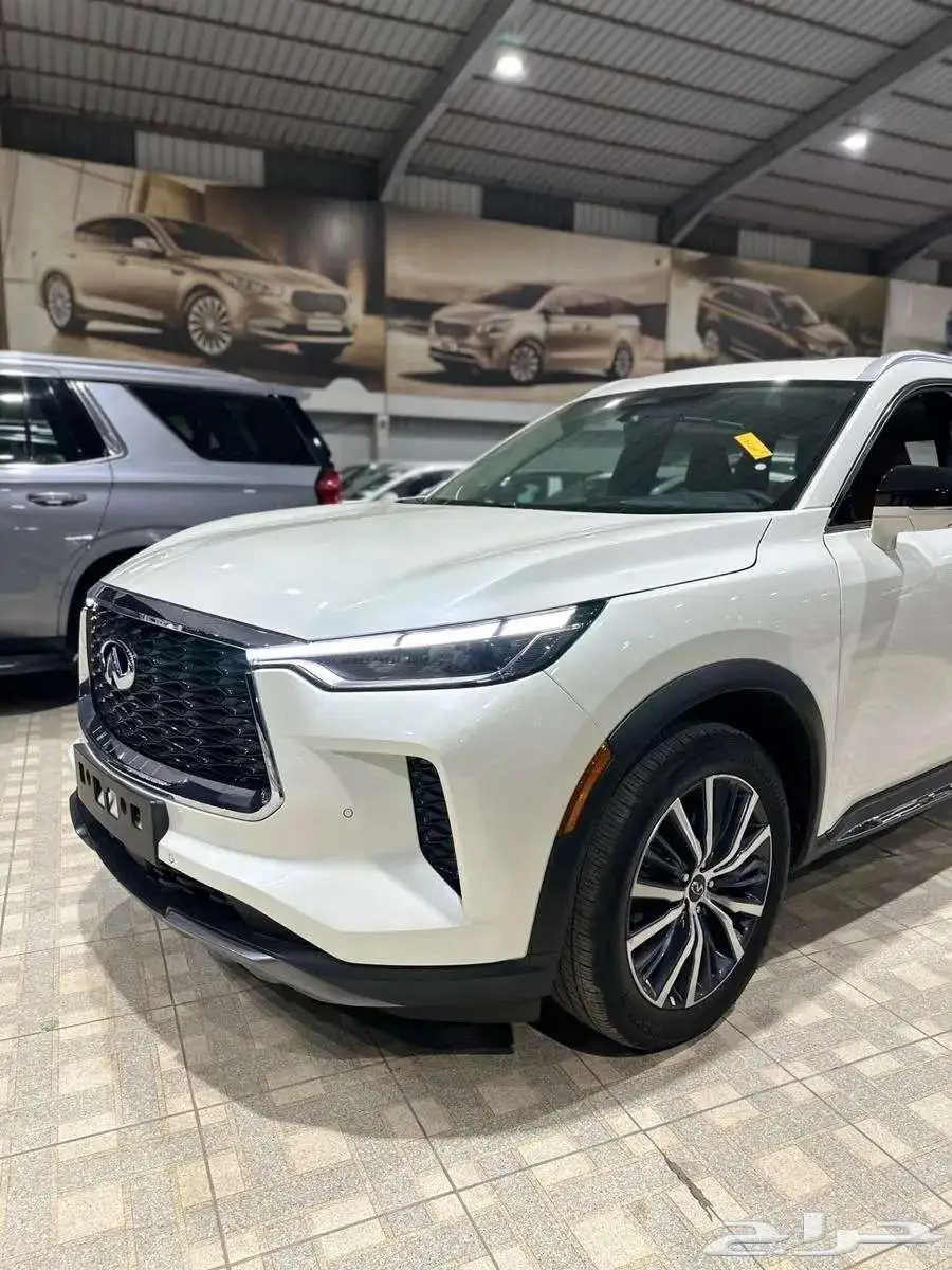 حصريا انفنتى QX60 2023 - جديد اصفار 3