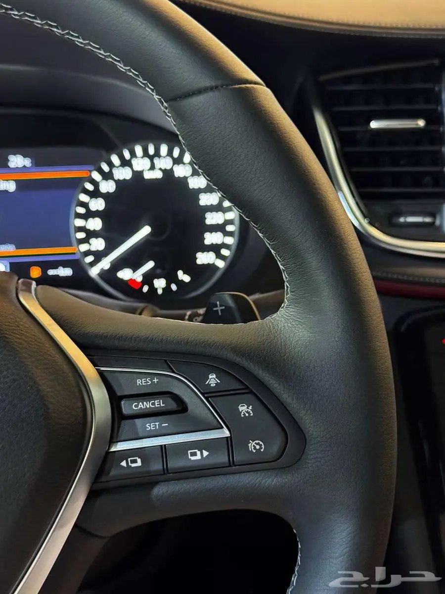 انفينتي QX55 فل كامل 2023 متوفره لدي معرض خالد للسيارات 6