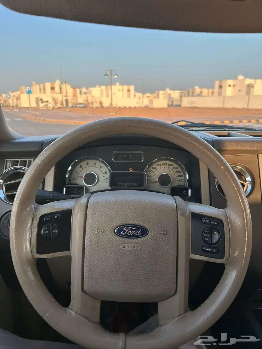 فورد اكسبيدشن XLT قصير دبل 1