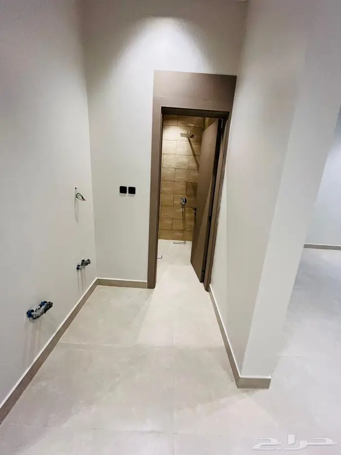 للبيع دور علوي في الرياض حي قرطبة   عرض رقم H1123 4