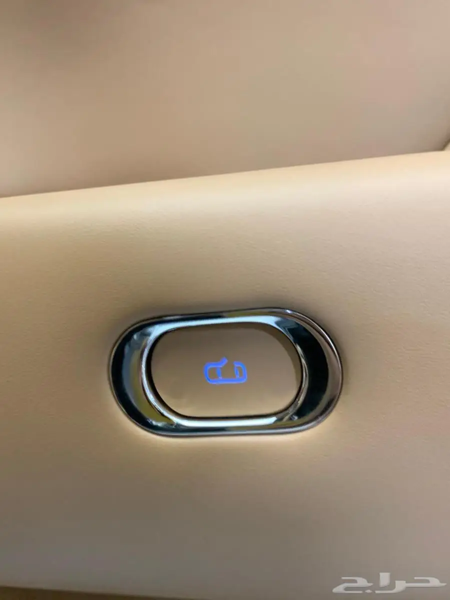 جنسس G90 2023 13