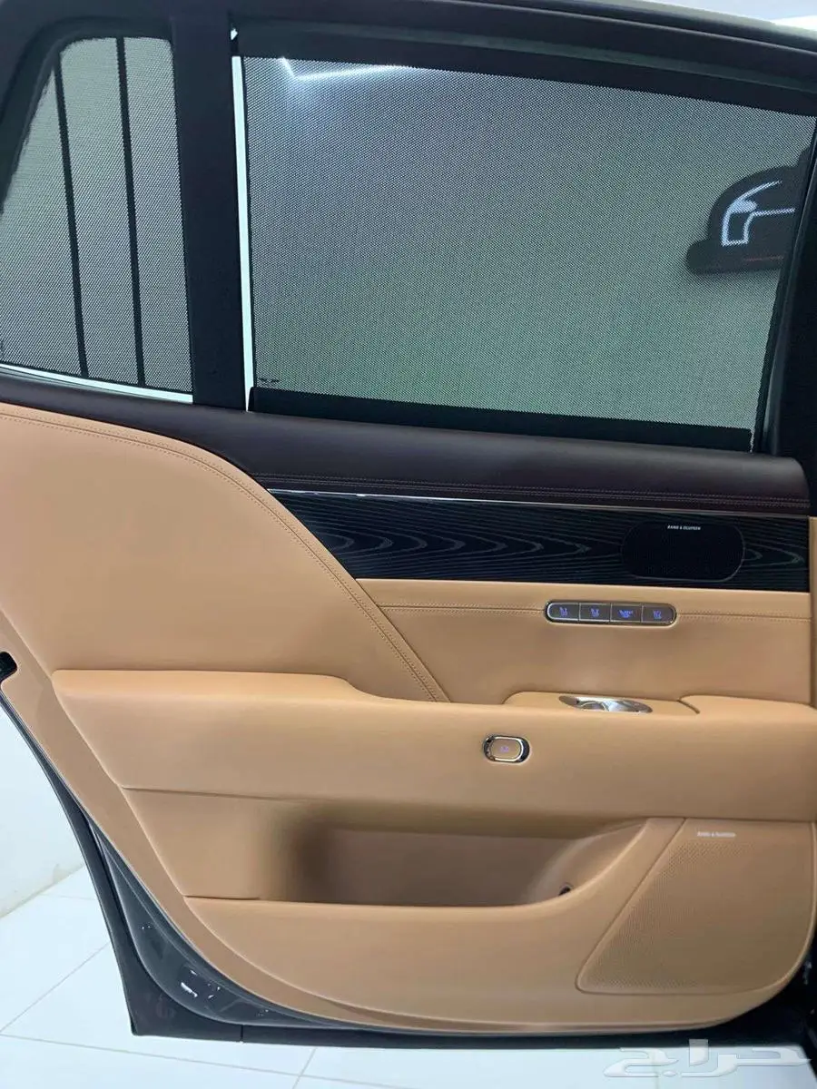 جنسس G90 2023 30
