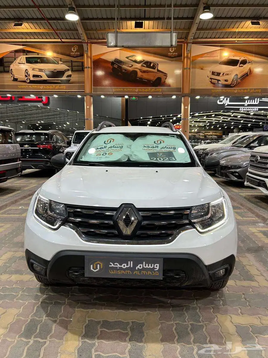 عرض خاص رينو داستر 1.6 استاندر موديل 2023 بطاقه جمركيه 2