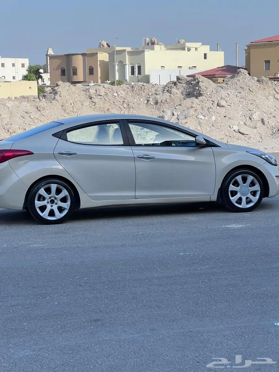 هيوانداي ألنترا 2014 11