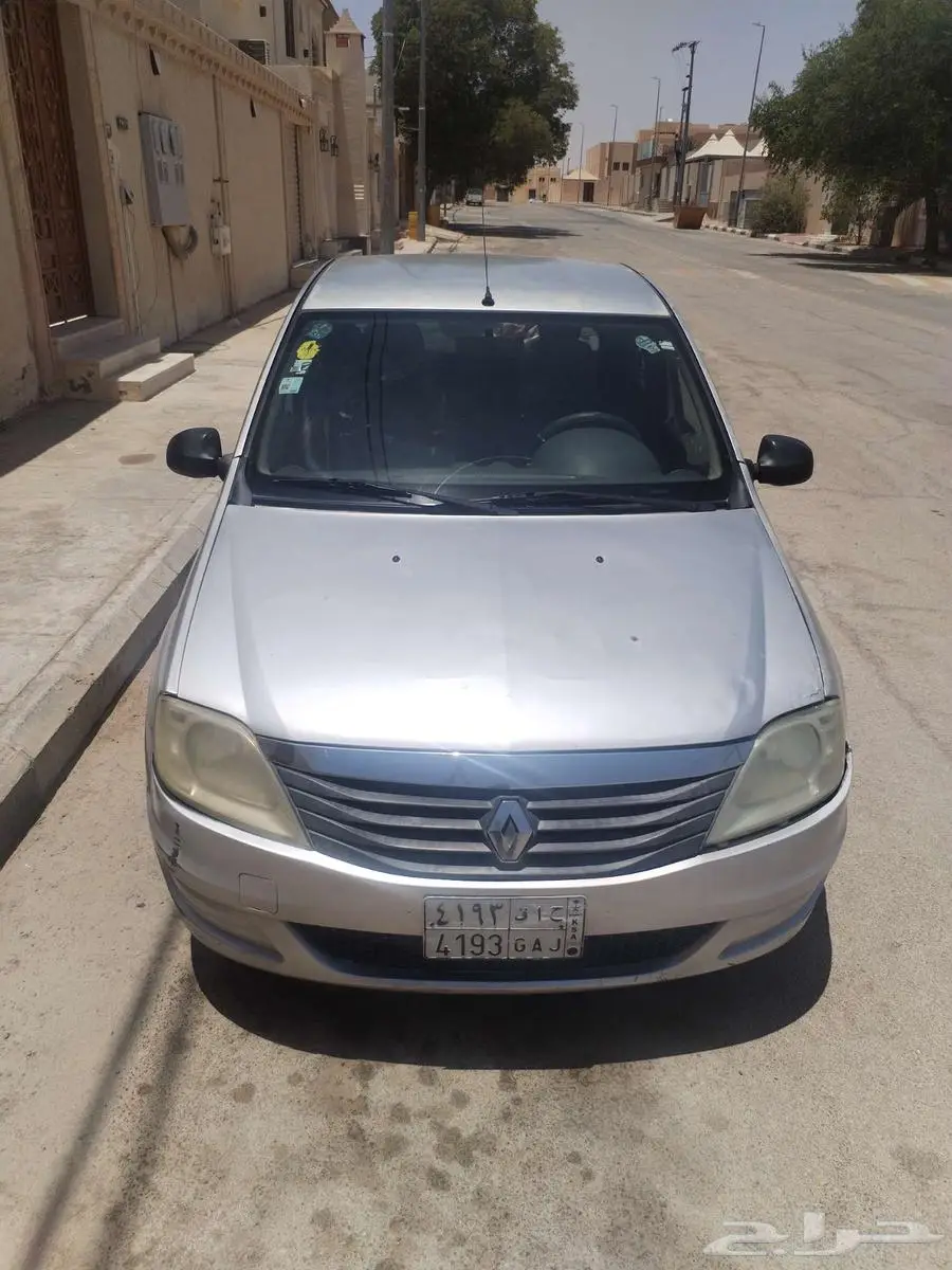 سيارة رينو لوجان اوتوماتيك 2013 4